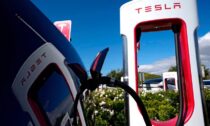تسلا ایستگاه های شارژ سریع خود را به روی رانندگان فورد باز می کند